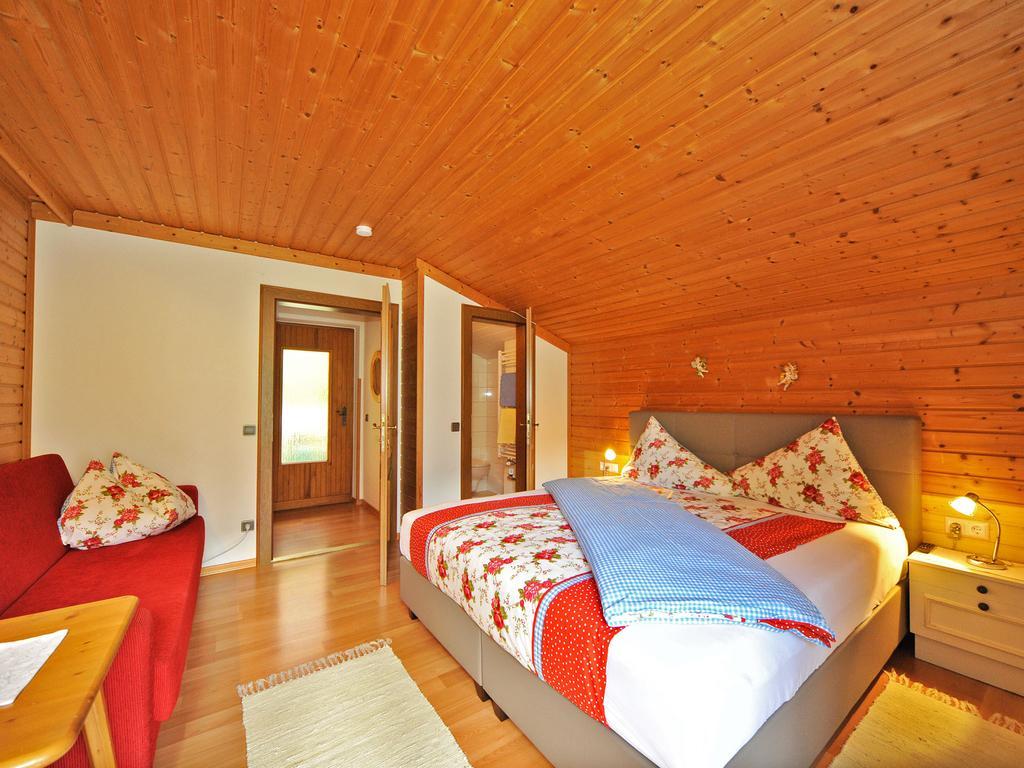 Haus Hasslacher Flattach Room photo