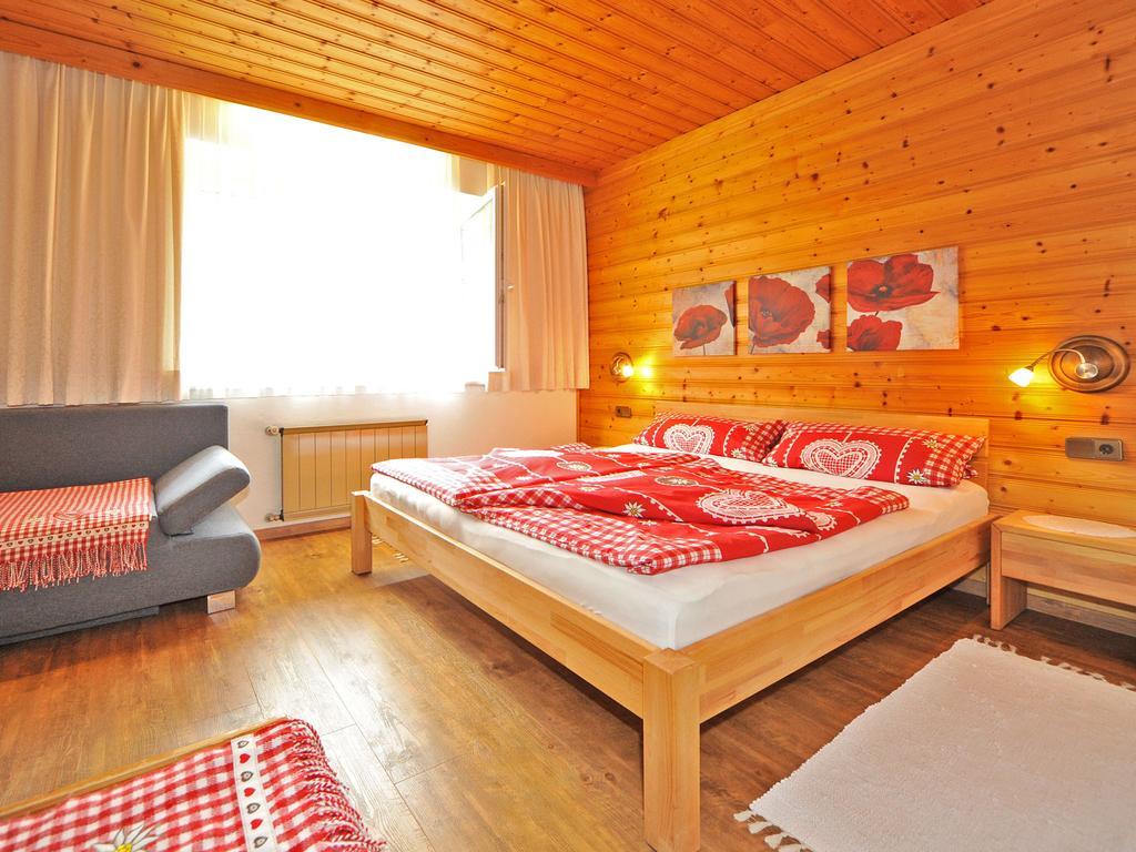 Haus Hasslacher Flattach Room photo